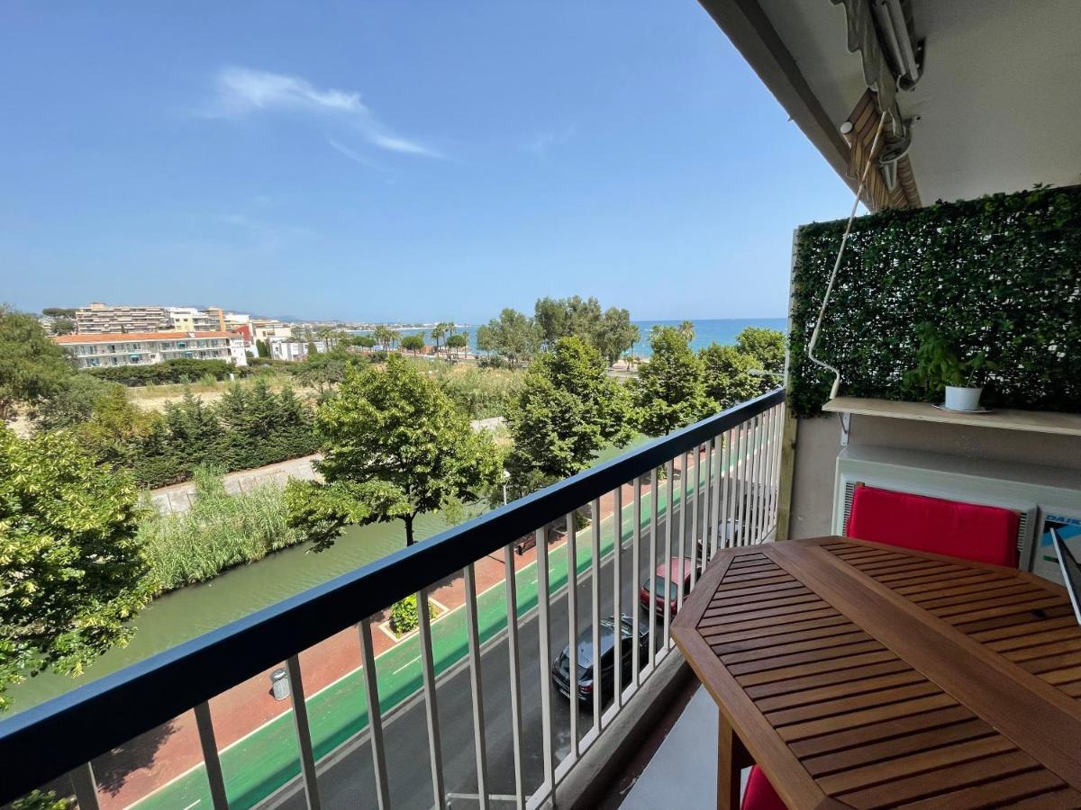 Vue Sur Mer - Magnifique Appartement Tout Confort - Terrasse Et Parking Prive กาญเนอ-ซูร์-แมร์ ภายนอก รูปภาพ